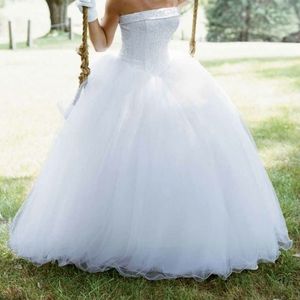 David's Bridal size 4 Wedding Dress